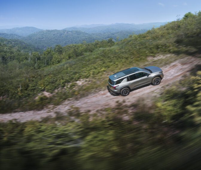 Chevrolet-Traverse-Performance-Slider (2)
