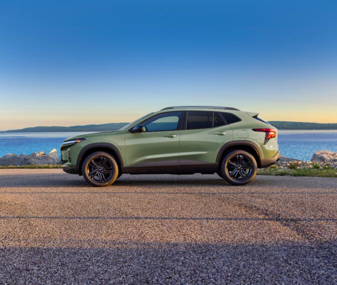 Chevy-SUV-Trax-Exterior-Slider (3)