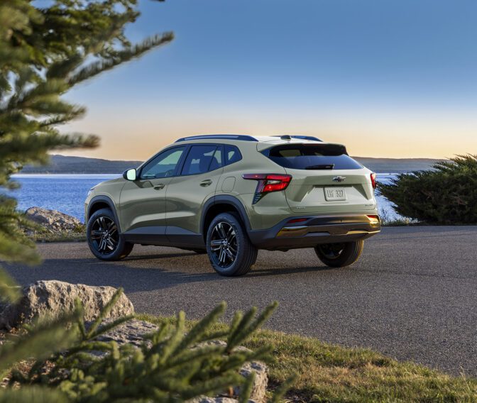 Chevy-SUV-Trax-Safety (1)
