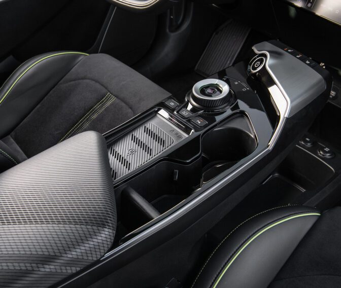 Kia-EV-EV6-Interior-Slider-Section (7)