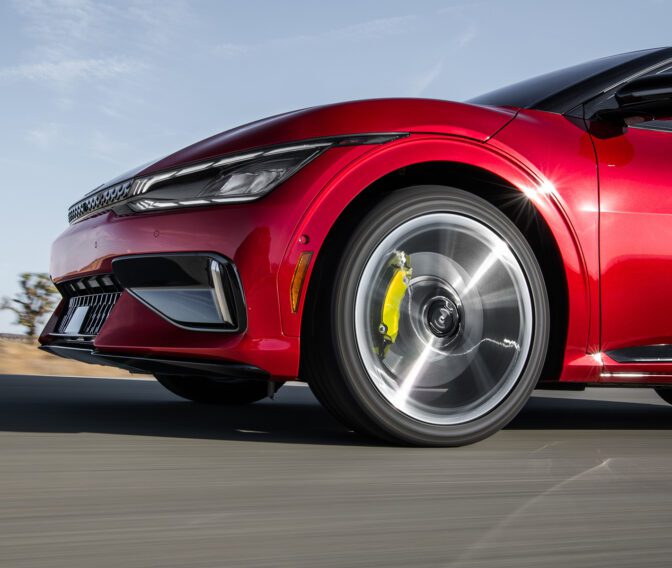 Kia-EV-EV6-Performance-Section (1)