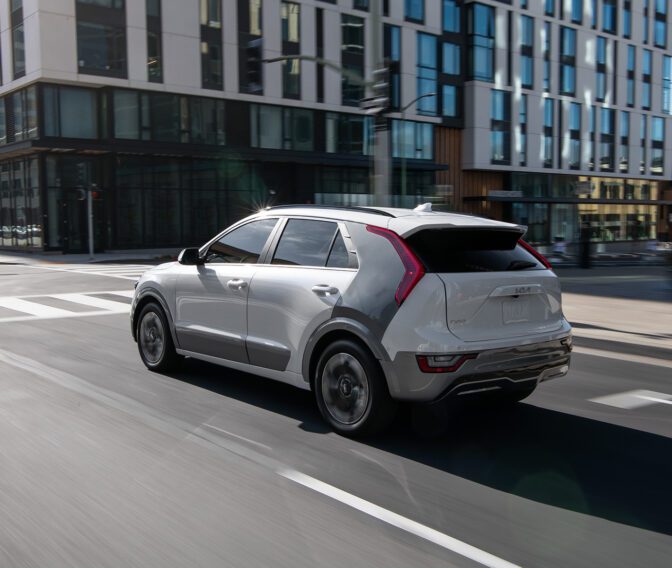 Kia-Niro-Performance-Slideshow (4)