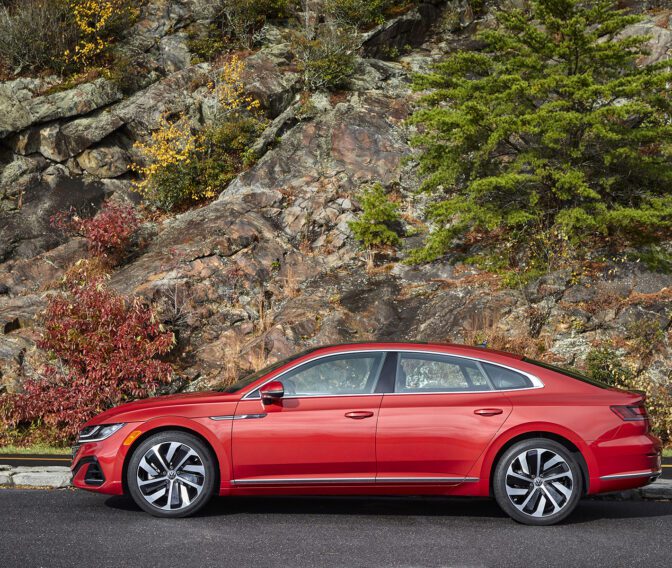 Volkswagen-Arteon-Exterior (6)