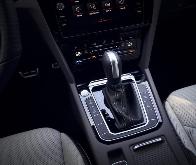 Volkswagen-Arteon-Interior (11)