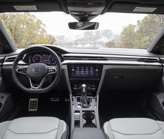 Volkswagen-Arteon-Interior (8)
