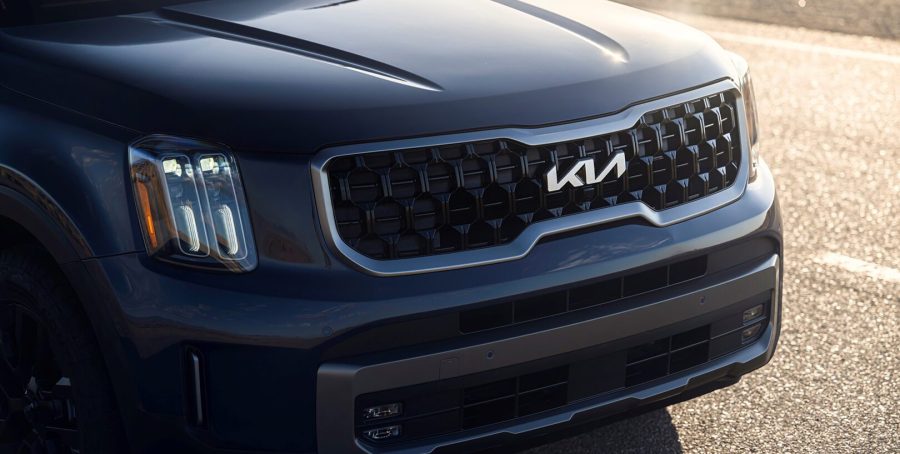 Kia-Telluride-Landing-Slides (2)